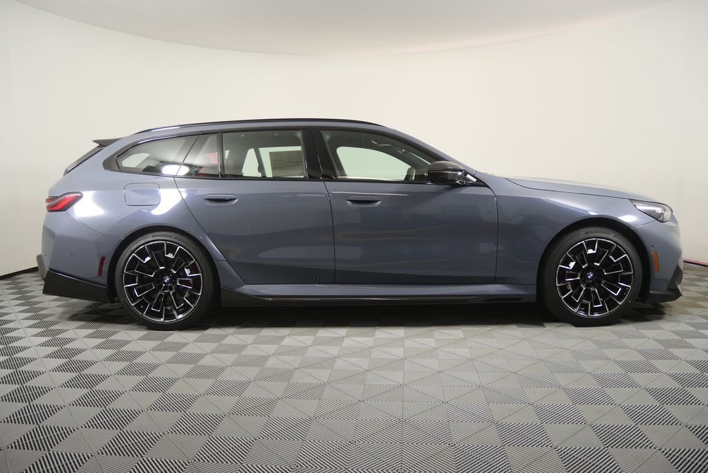 New 2027 Storm Bay Metallic BMW Base image 2