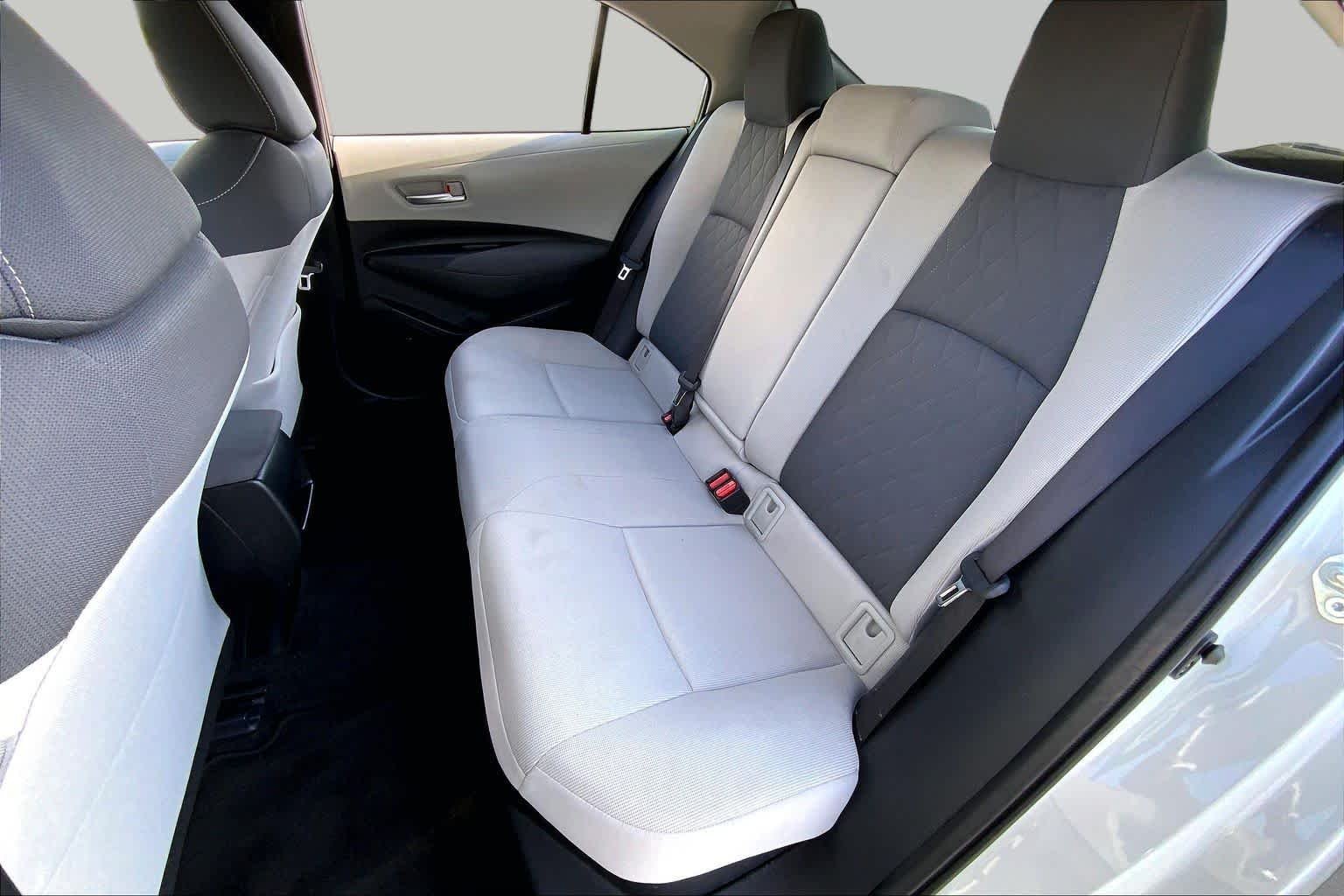 Used 2020 Super White Toyota Hybrid LE image 20