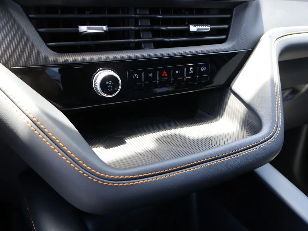 New 2026 Agate Black Metallic Ford Tremor® image 39