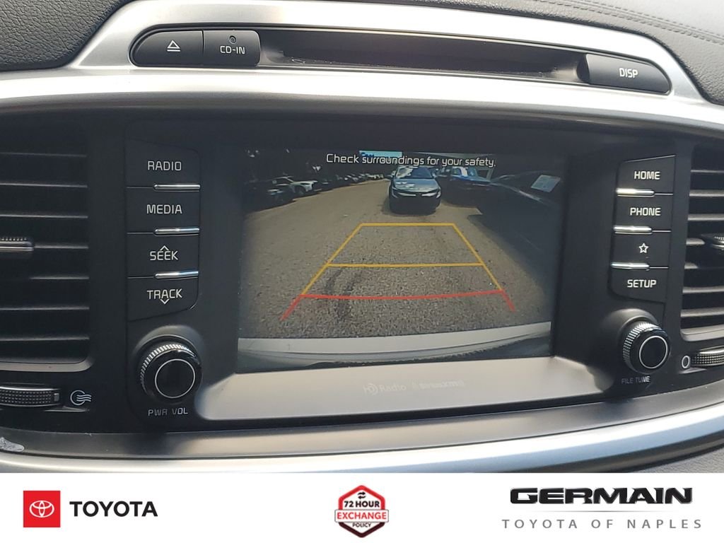 Used 2019 White Kia EX image 28