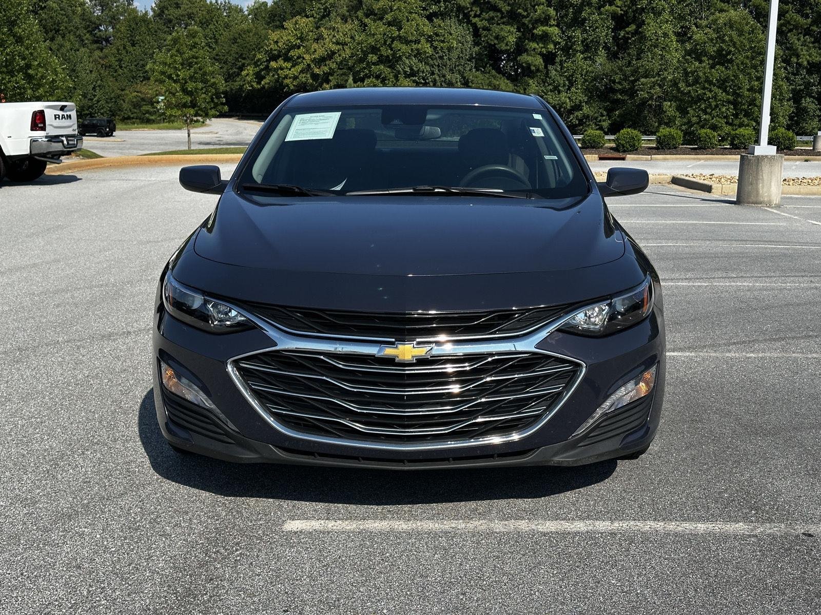Used 2025 Night Shade Metallic Chevrolet LT image 11