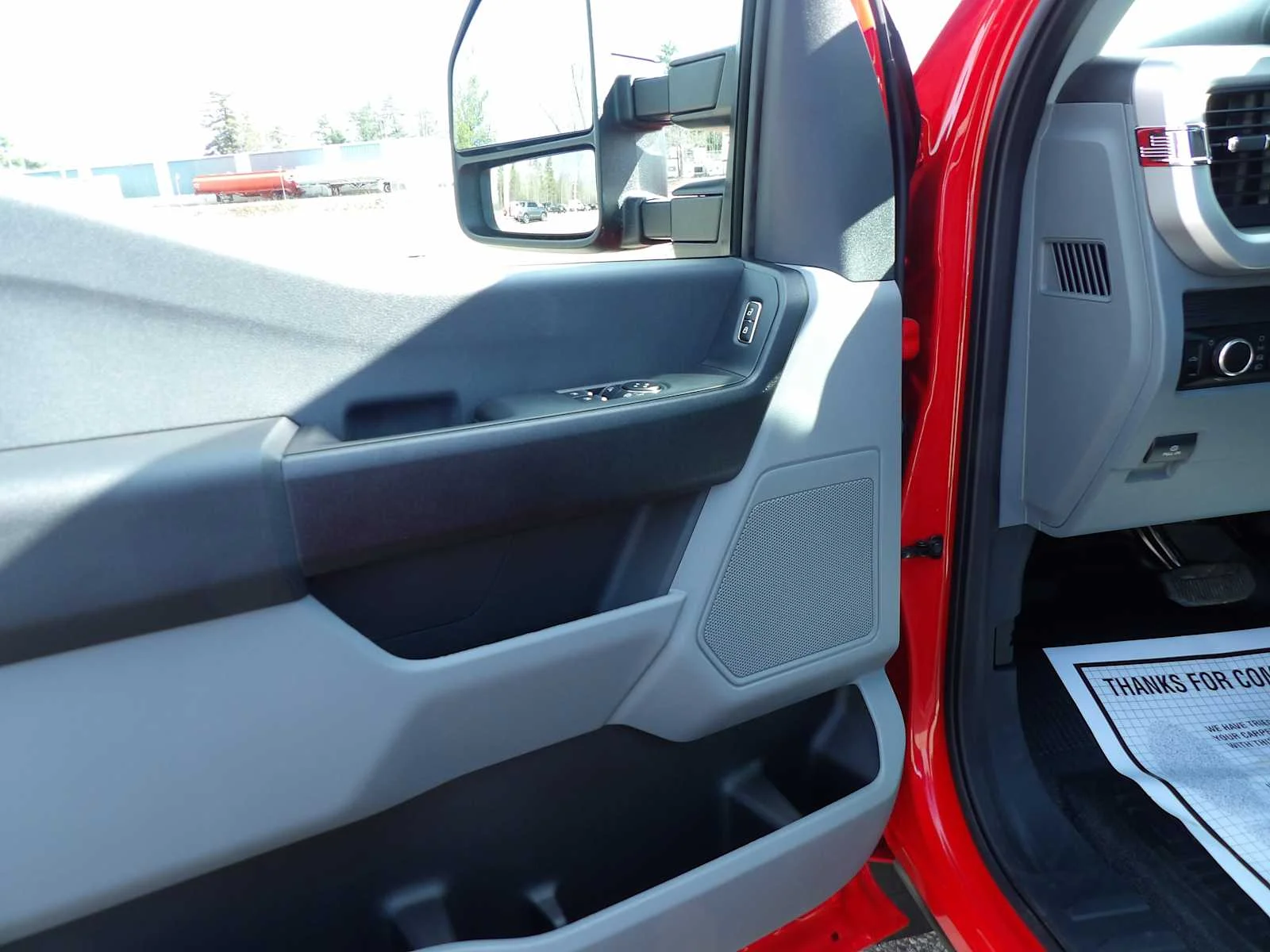 2025 Ford F-250 Super Duty XL - Photo 6