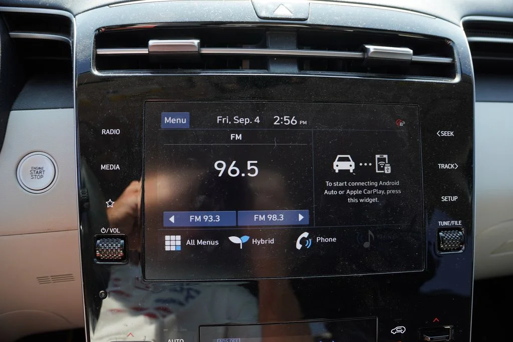 Used 2023 Amazon Gray Hyundai Blue image 5