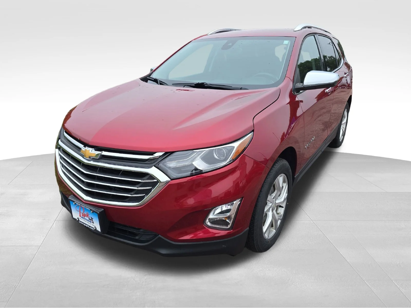 Used 2018 Chevrolet Equinox Premier with VIN 3GNAXVEVXJS521021 for sale in Sibley, IA