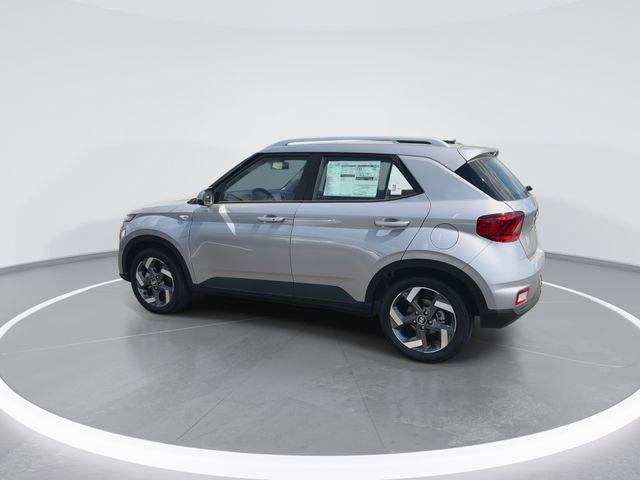 New 2026 Silver Hyundai SEL image 6