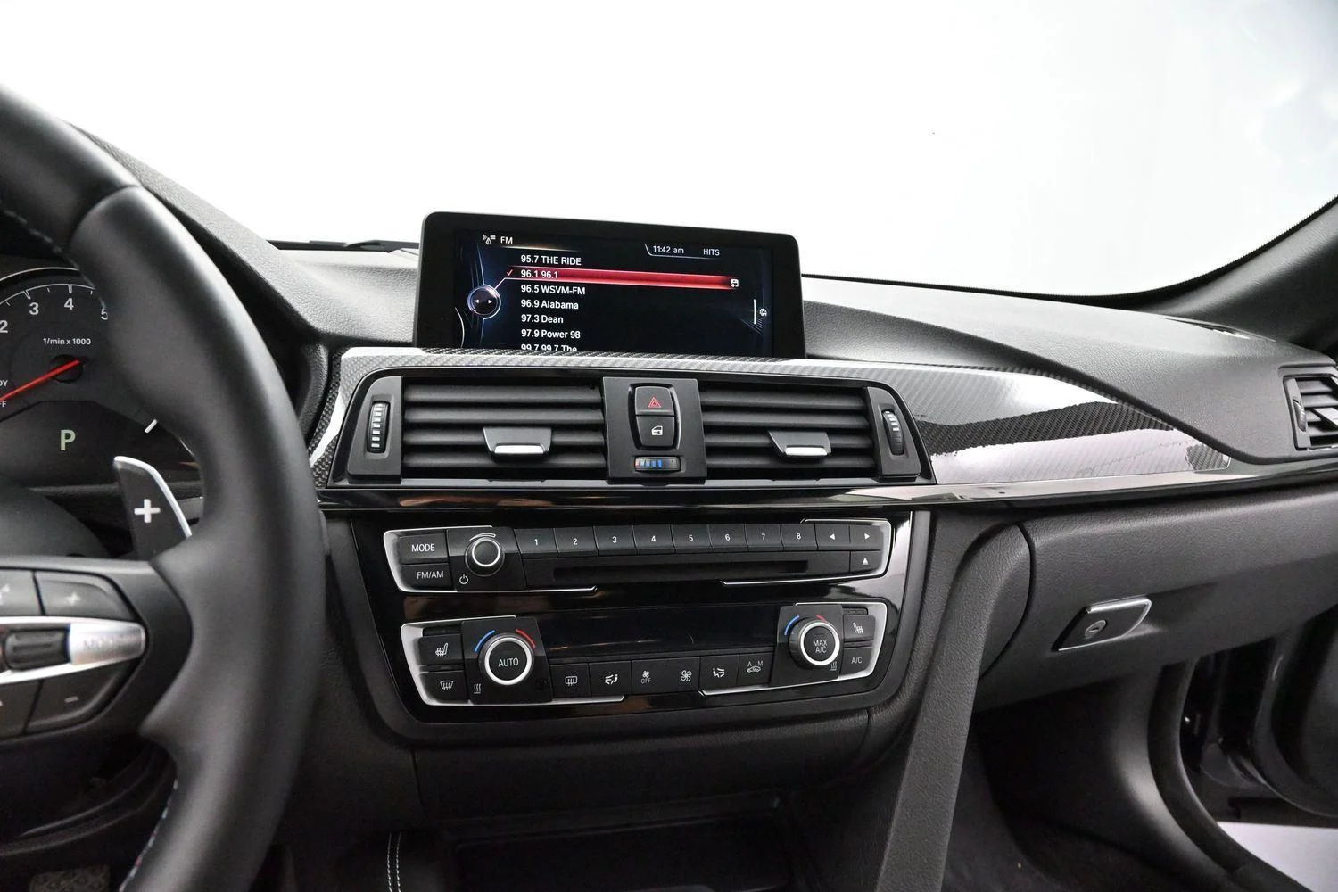 Used 2015 Black Sapphire Metallic BMW M4 image 17