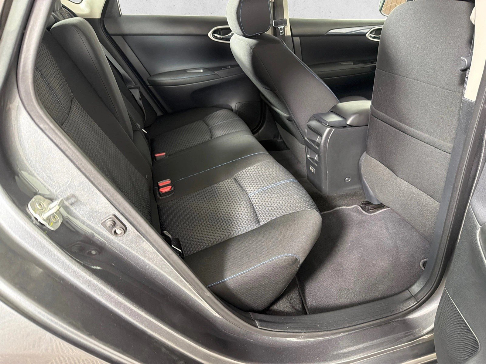 Used 2018 Gun Metallic Nissan SR Turbo image 16