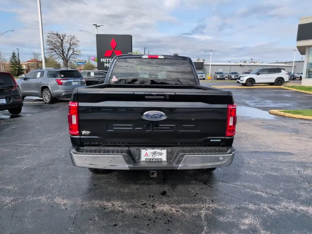 Used 2021 Blue Ford XLT image 9