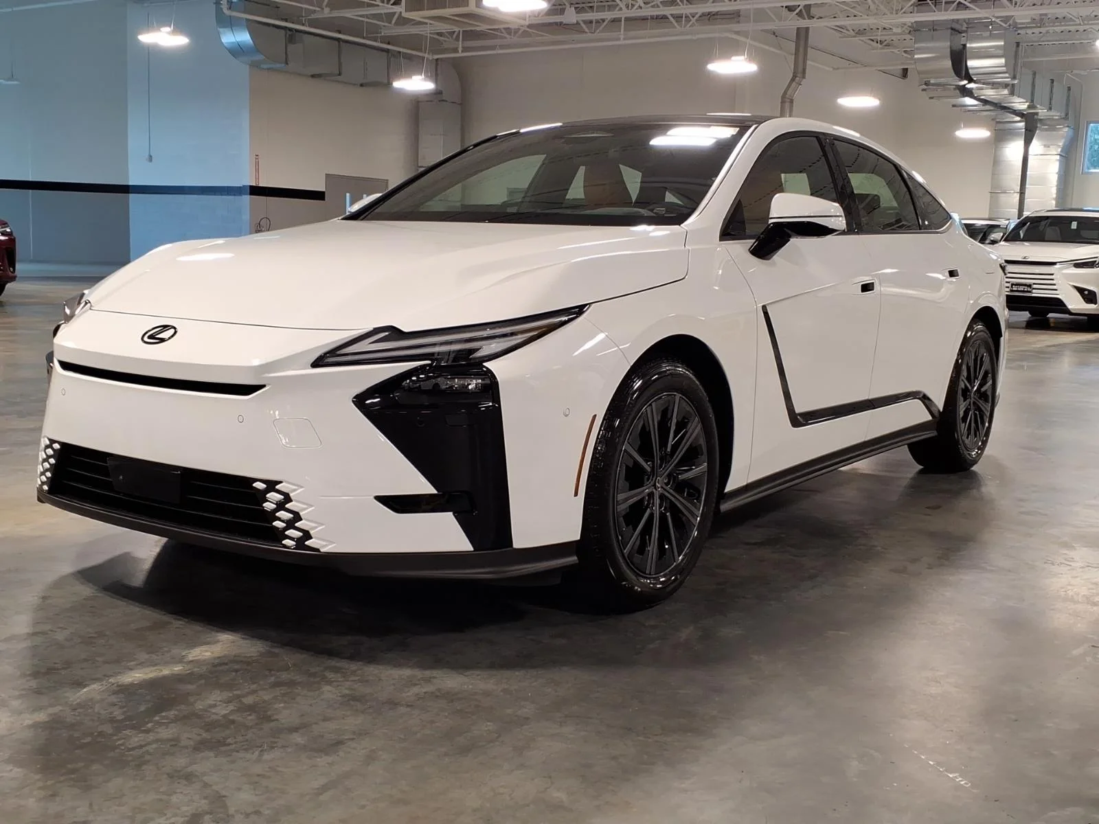 New 2026 Ultra White 083 Lexus Premium image 3