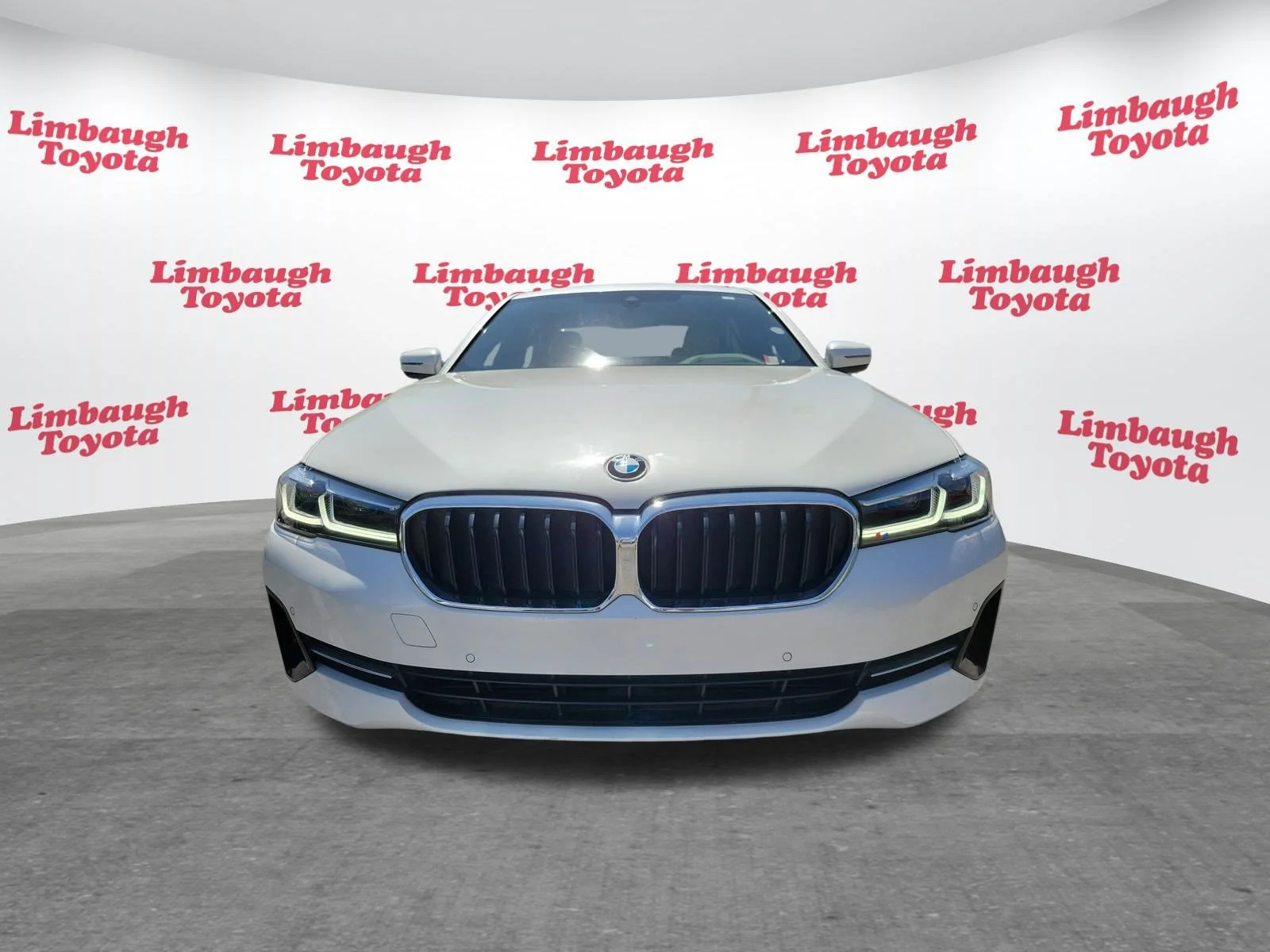 2023 BMW 5 Series 530i - Photo 22