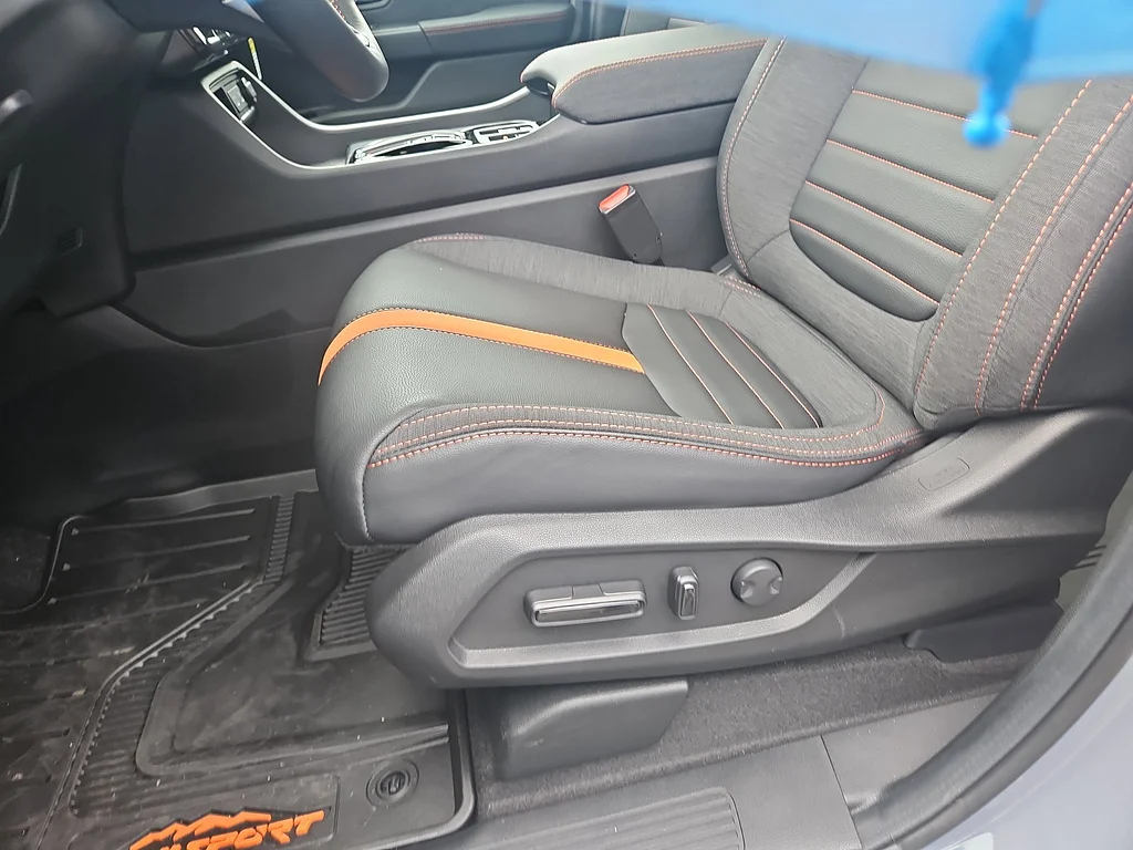 New 2026 Sonic Gray Pearl Honda TrailSport Blackout image 16