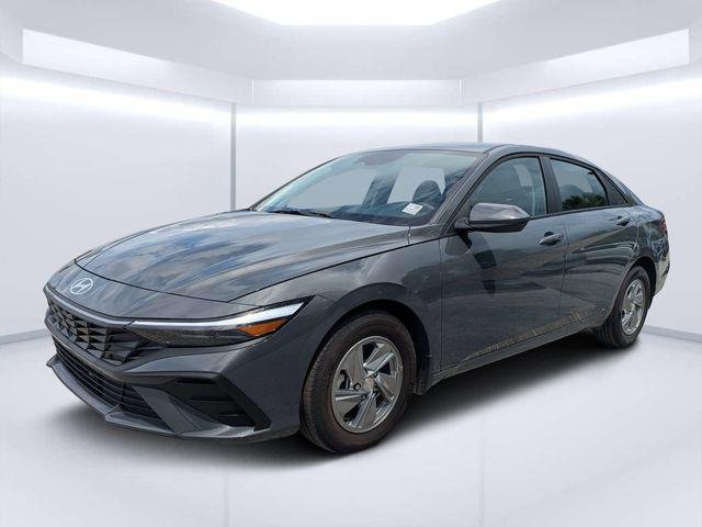 New 2026 Gray Hyundai SE image 7