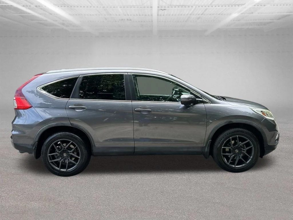 Used 2015  Honda Touring image 6