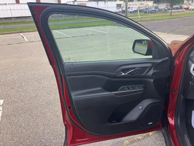 Used 2023 Red GMC SLT image 18