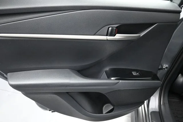 Used 2026  Toyota SE image 9