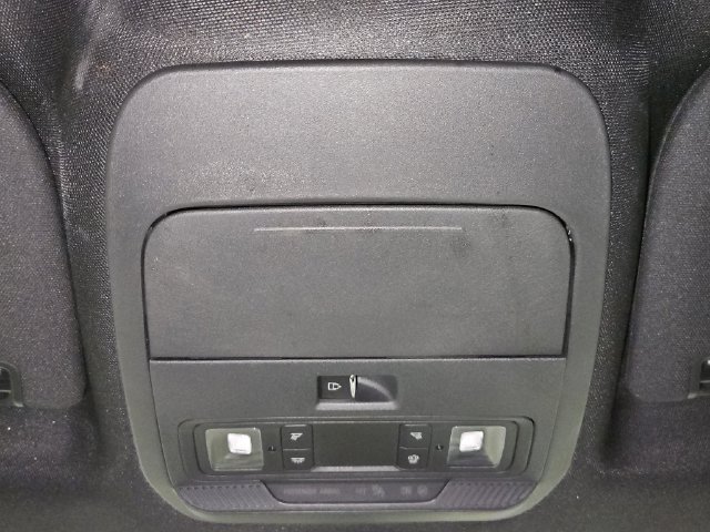 Used 2022 White Ford XLT image 33