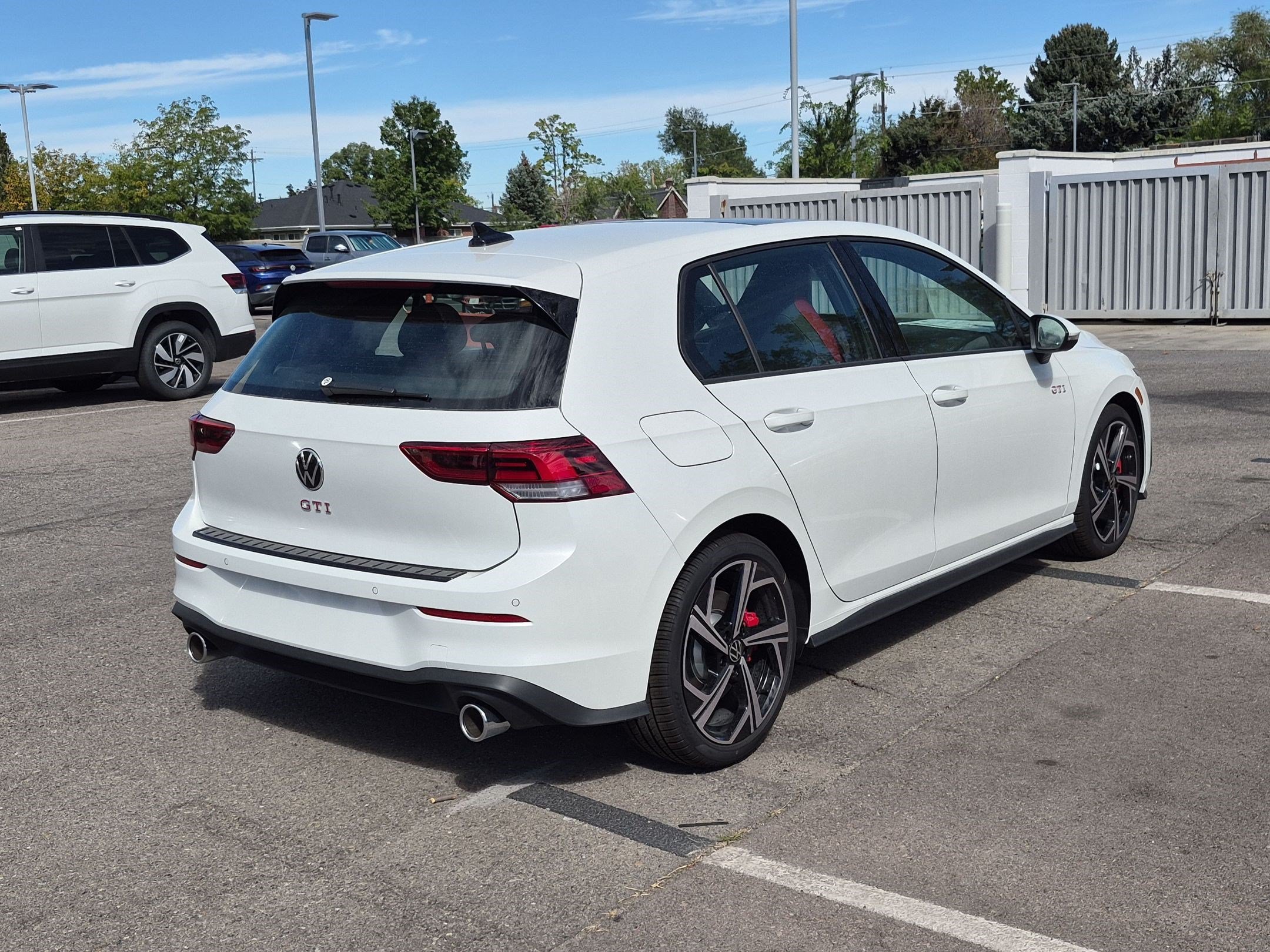 New 2026 Opal White Pearl Volkswagen SE image 3