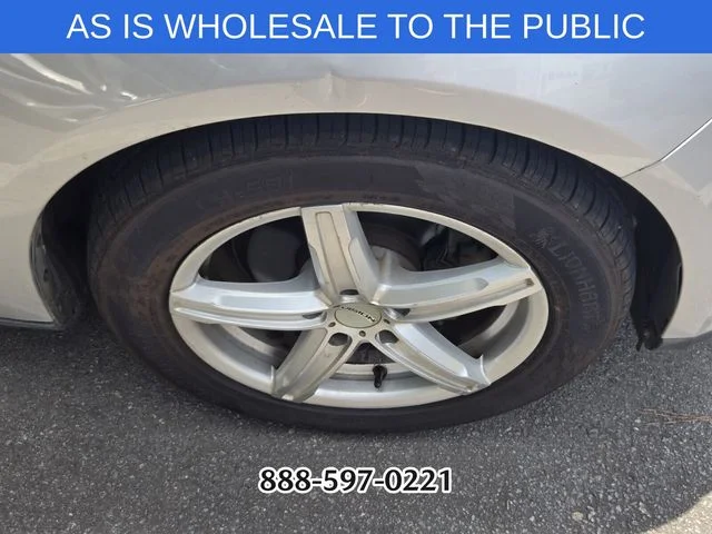 Used 2018 Ingot Silver FORD SE image 10