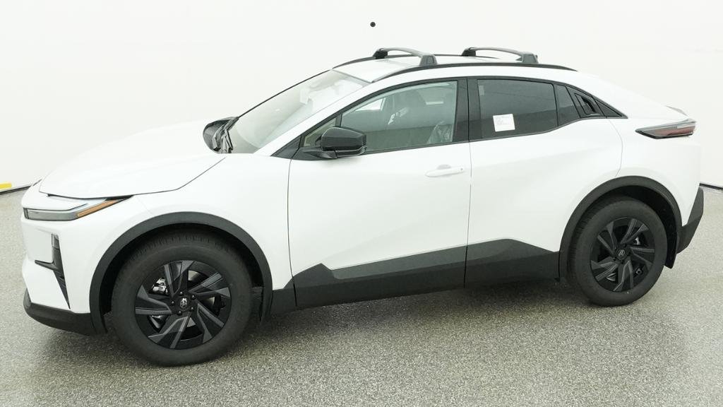 New 2026 Wind Chill Pearl Toyota SE image 57