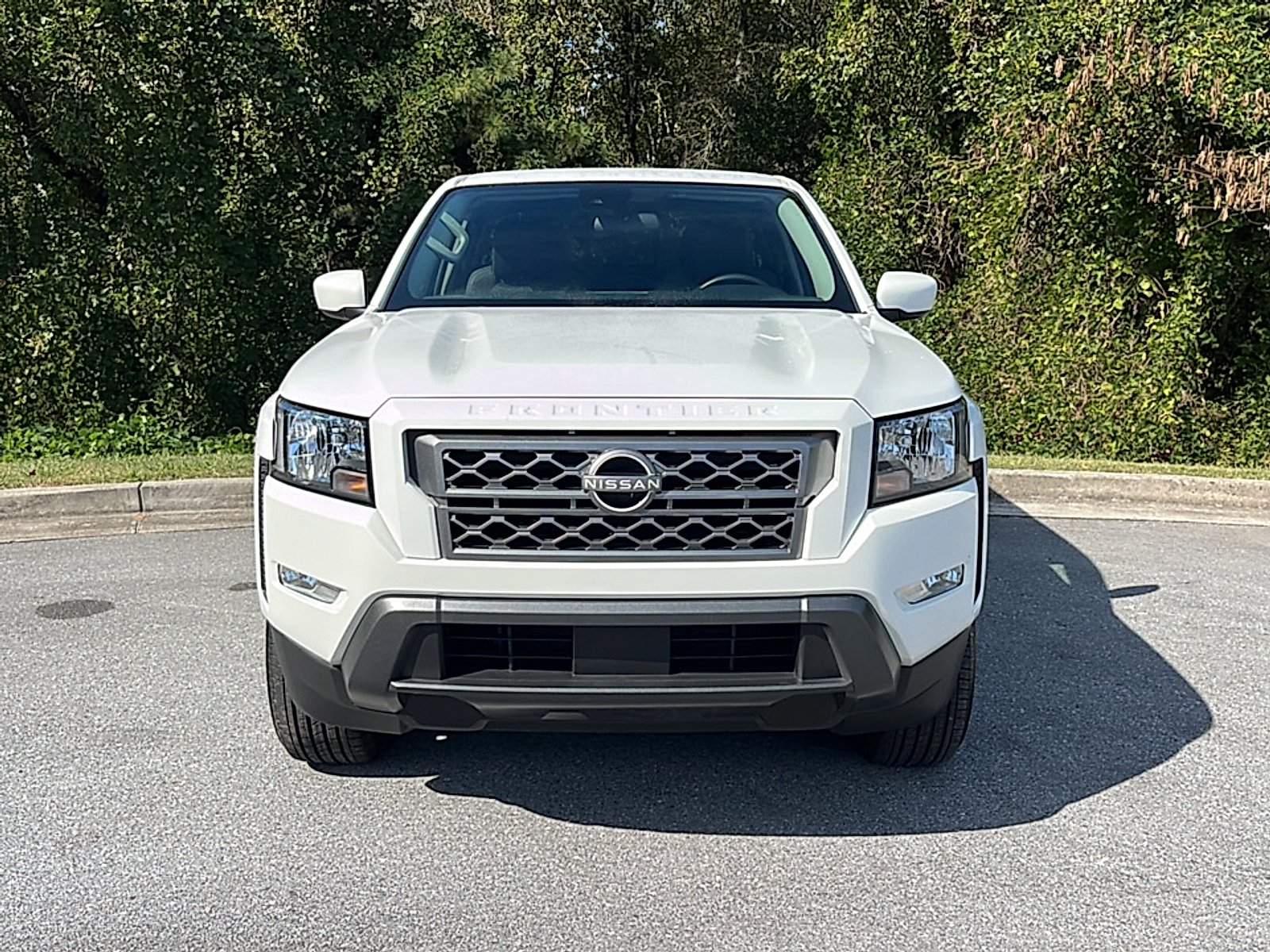 Used 2024 Glacier White Nissan Crew Cab SV 4x2 image 16