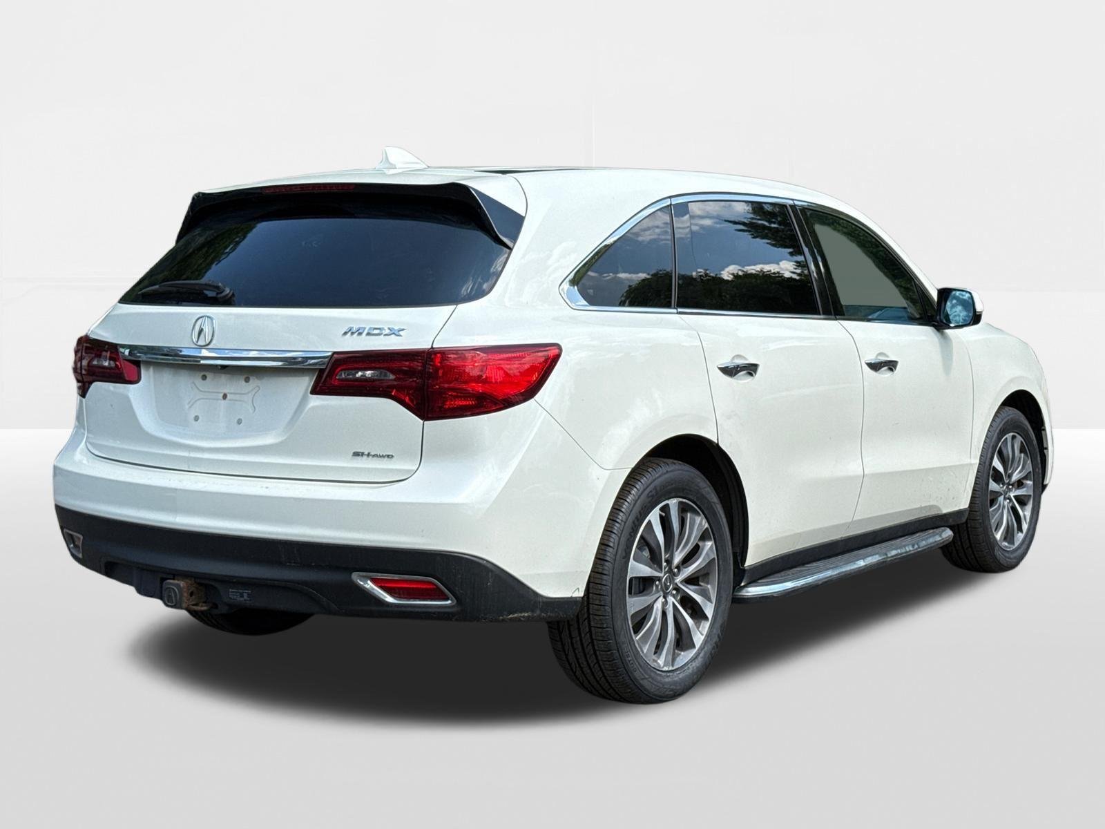 Used 2016 White Diamond Pearl Acura w/Tech image 5