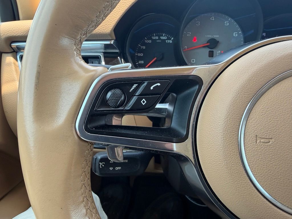 Used 2015 White Porsche S image 17