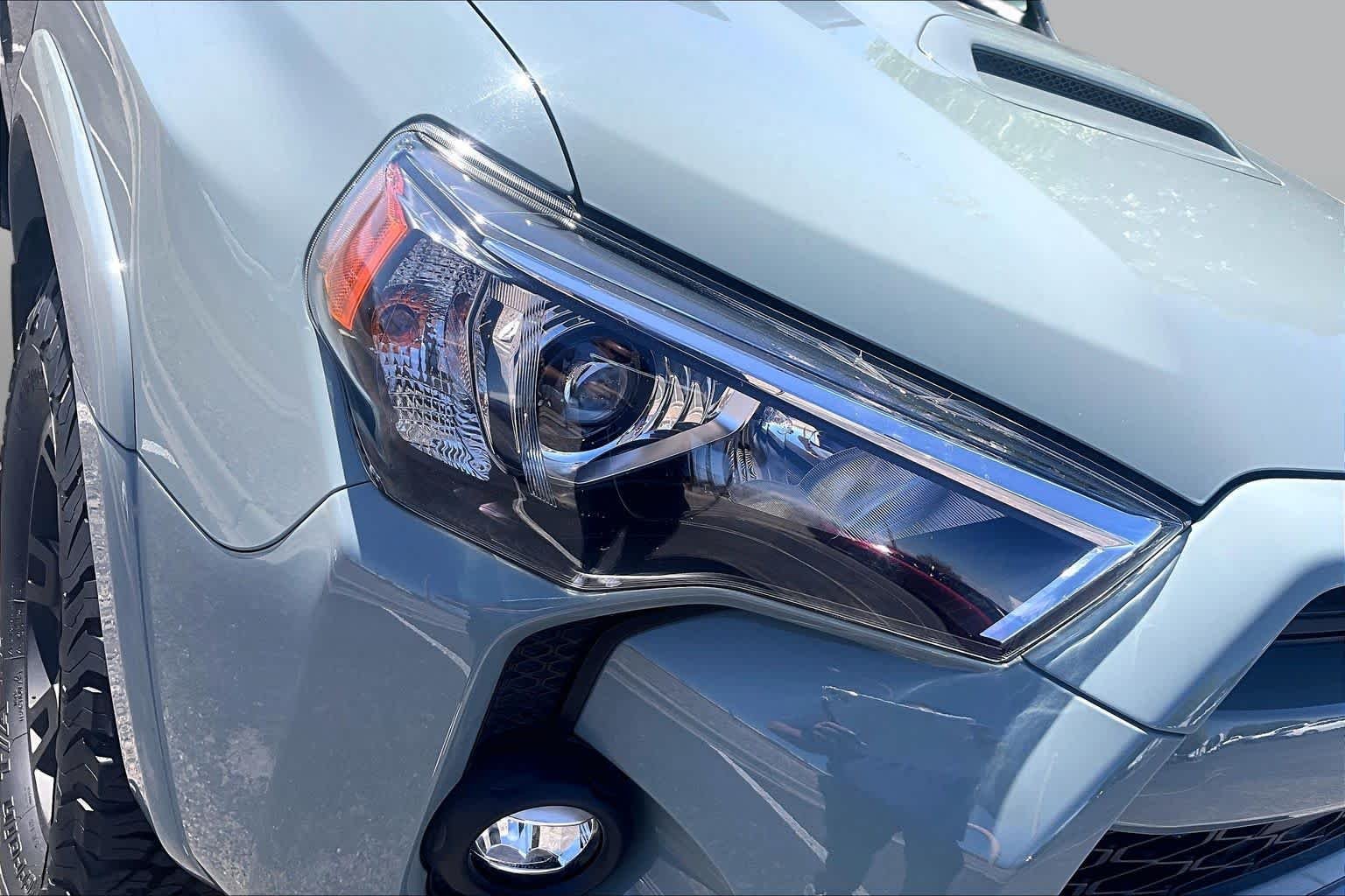 Used 2022 Lunar Rock Toyota TRD Off Road Premium image 27