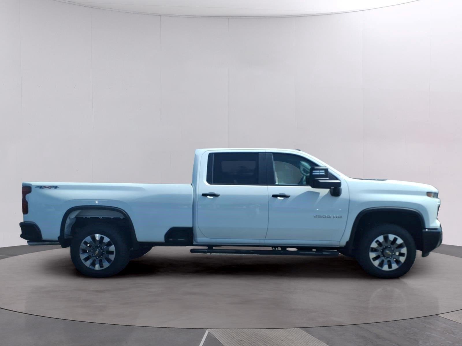 New 2026 Summit White Chevrolet Custom image 6