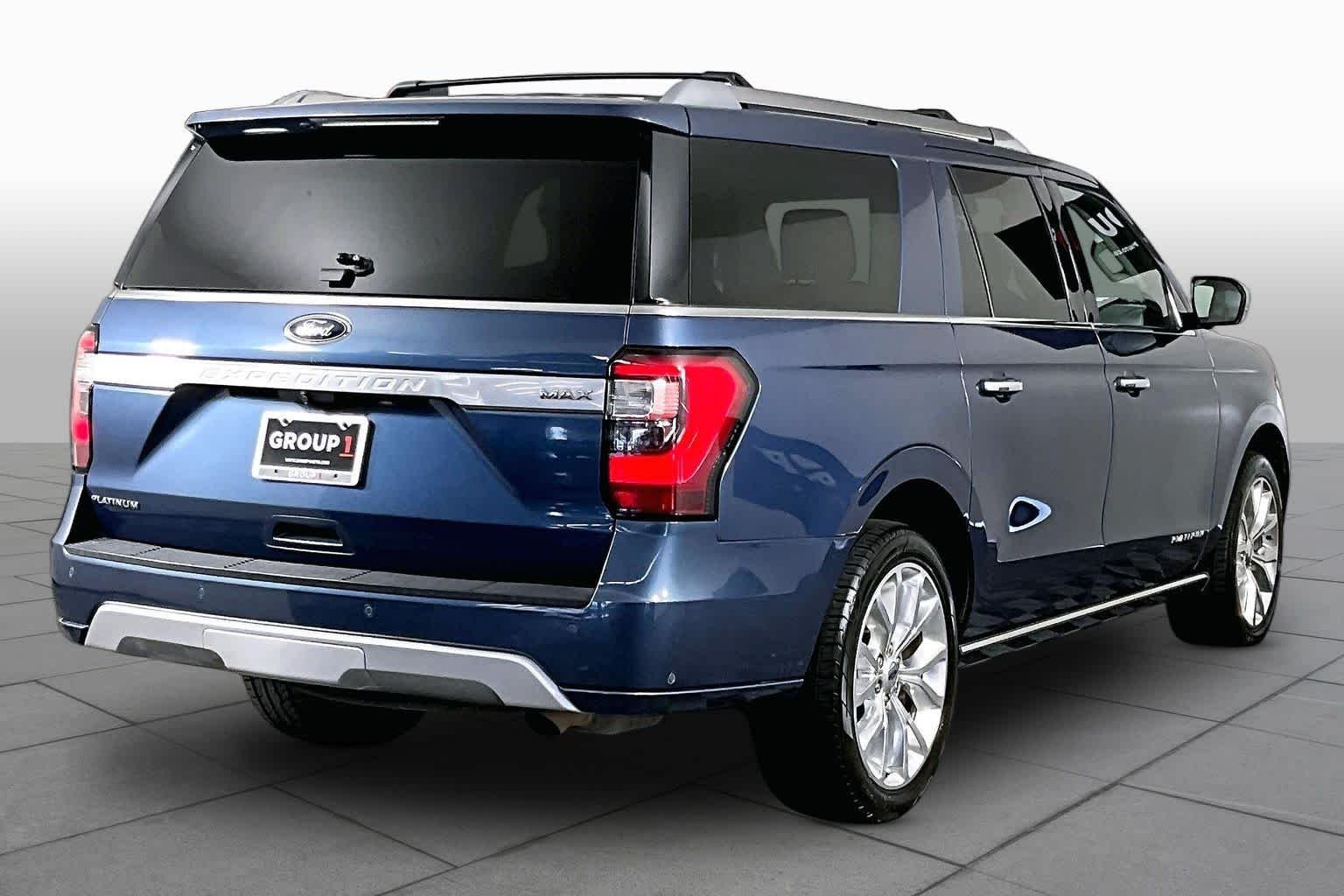 Used 2019 Blue Ford Platinum image 13