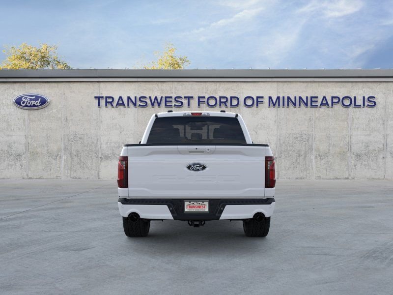 New 2026 Oxford White Ford XLT image 5