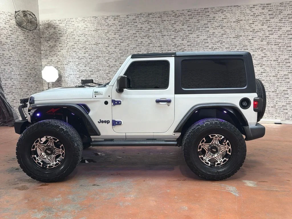 Used 2021 Bright White Clearcoat Jeep Sport S image 4