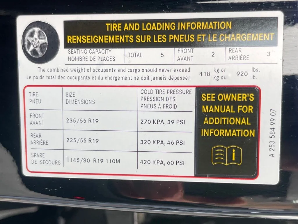 Used 2022 Black Mercedes-Benz GLC 300 image 46