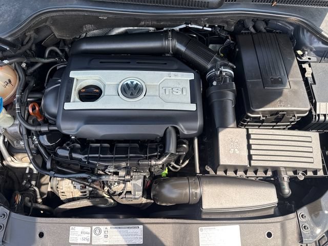 Used 2012 Deep Black Pearl Metallic Volkswagen PZEV image 28
