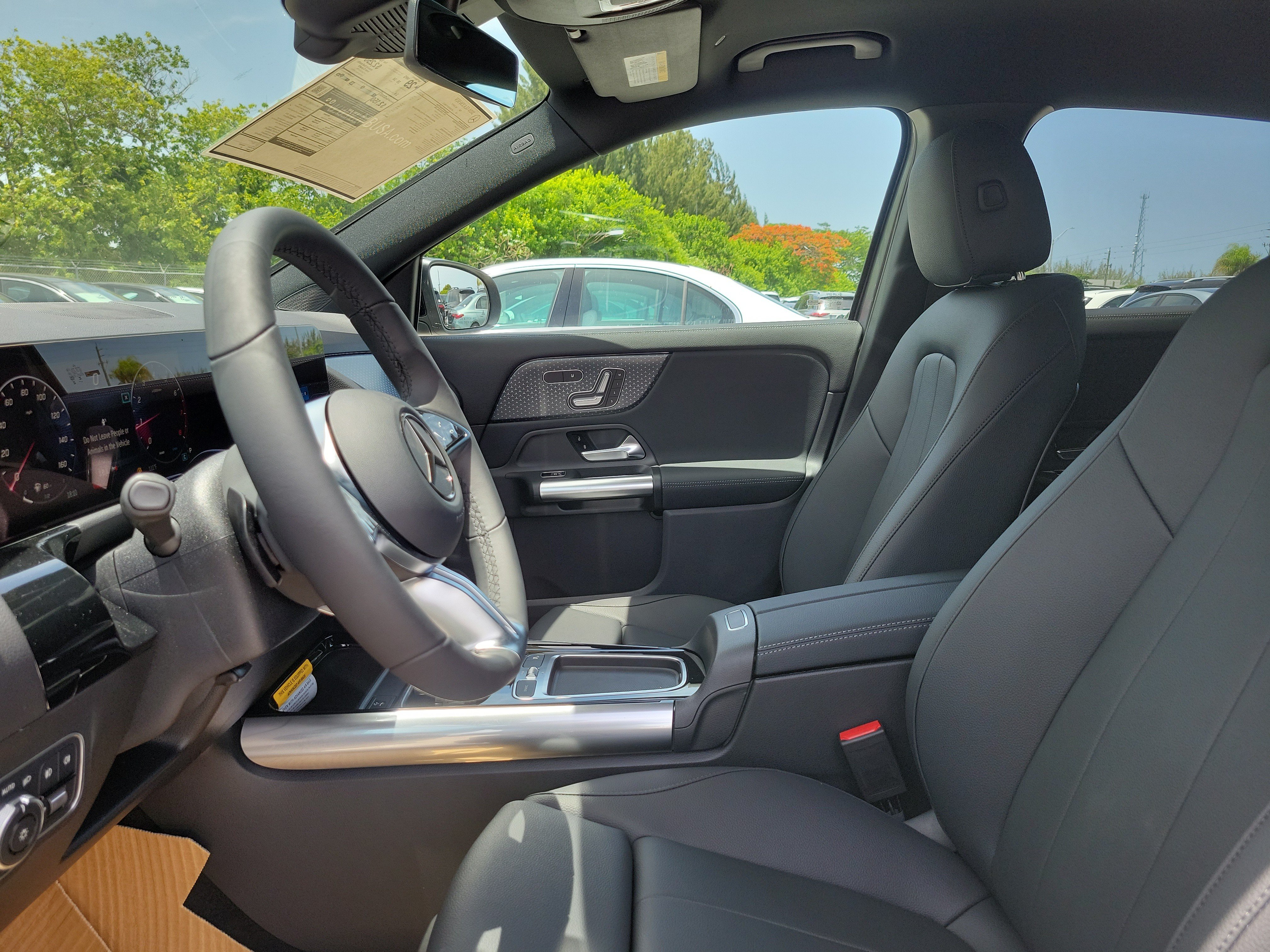 New 2026 Mountain Grey Metallic Mercedes-Benz GLA 250 image 43