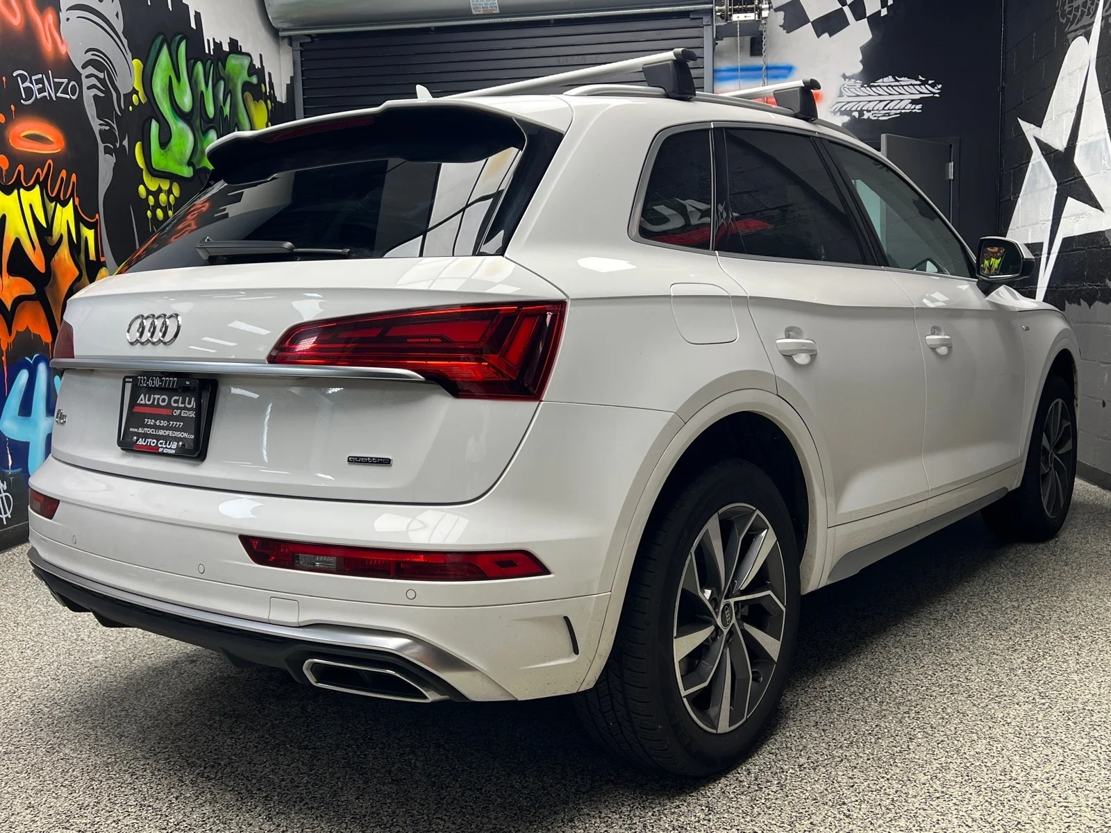 Used 2024 Glacier White Metallic (2y2y) Audi quattro S line Prem Plus 45 TFSI image 7