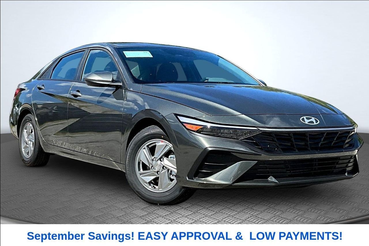 New 2026 Gray Hyundai SE image 16