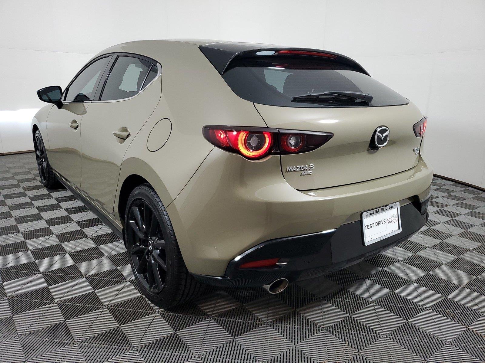 Certified Used 2025 Zircon Sand Metallic Mazda 2.5 Carbon Turbo image 6