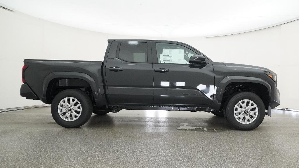 2025 Toyota Tacoma SR5 - Photo 31