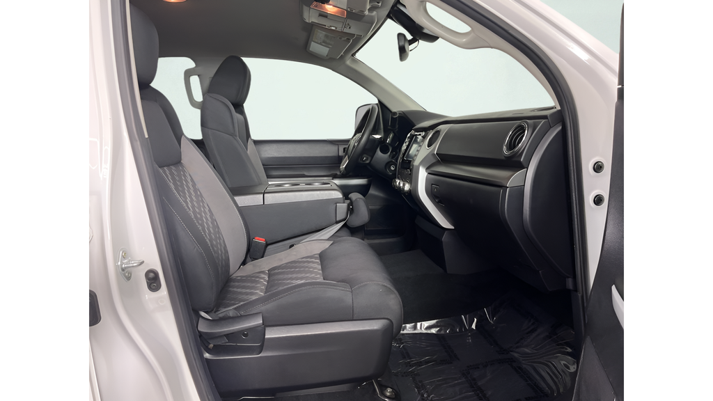 2021 Toyota Tundra SR5 - Photo 16