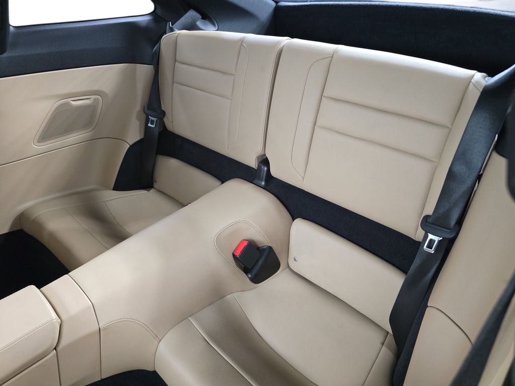 Used 2021  Porsche Carrera image 24