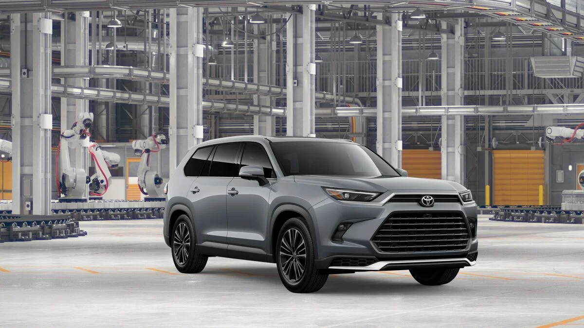 New 2026 Cement Toyota MAX Platinum image 15
