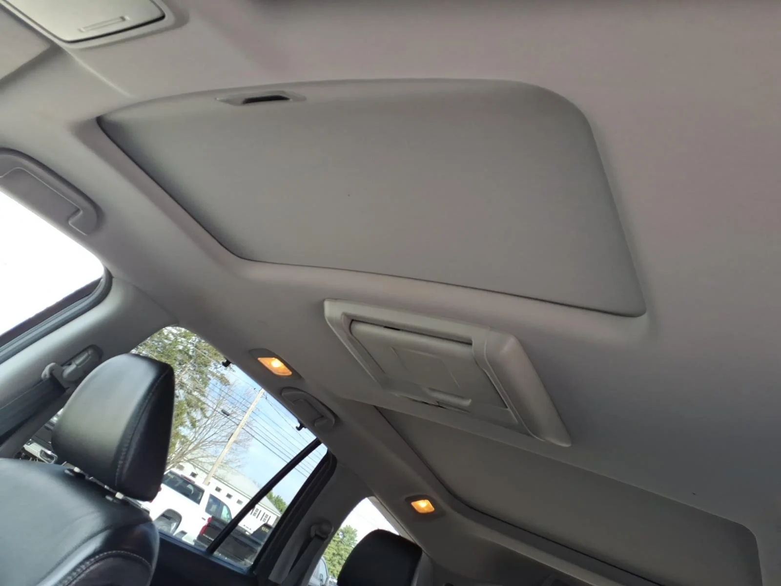 Used 2018 Gray Honda Elite image 14