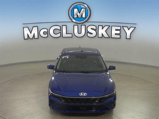 2024 Hyundai Elantra Limited - Photo 16