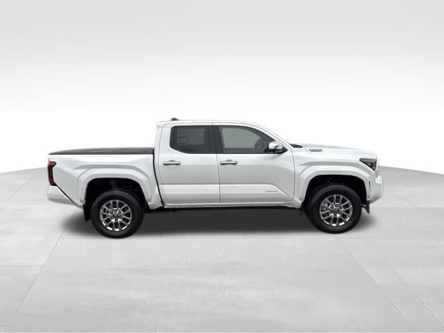 2026 Toyota Tacoma Limited - Photo 7