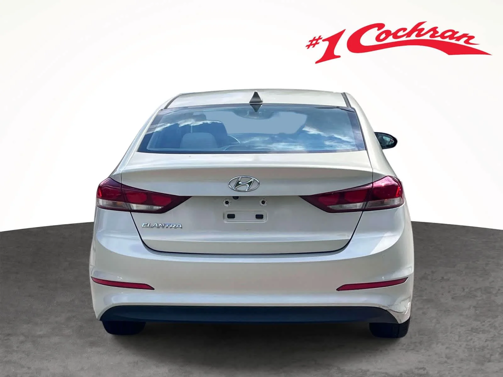 Used 2017 Mineral Beige Pearl Hyundai SE image 8