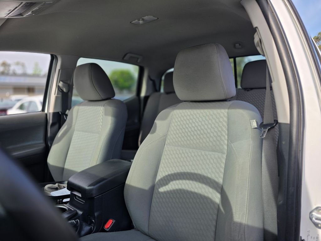 2023 Toyota Tacoma SR5 - Photo 14