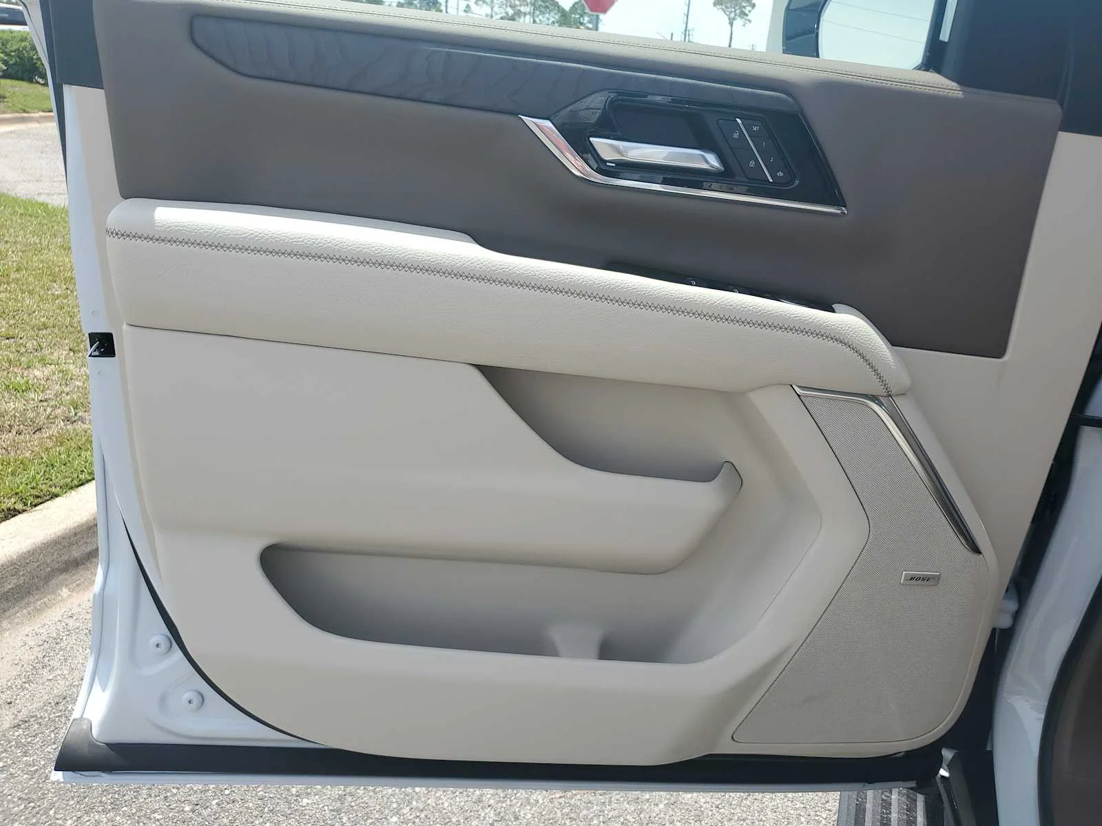 New 2026 Glacier White Tricoat GMC Denali image 14