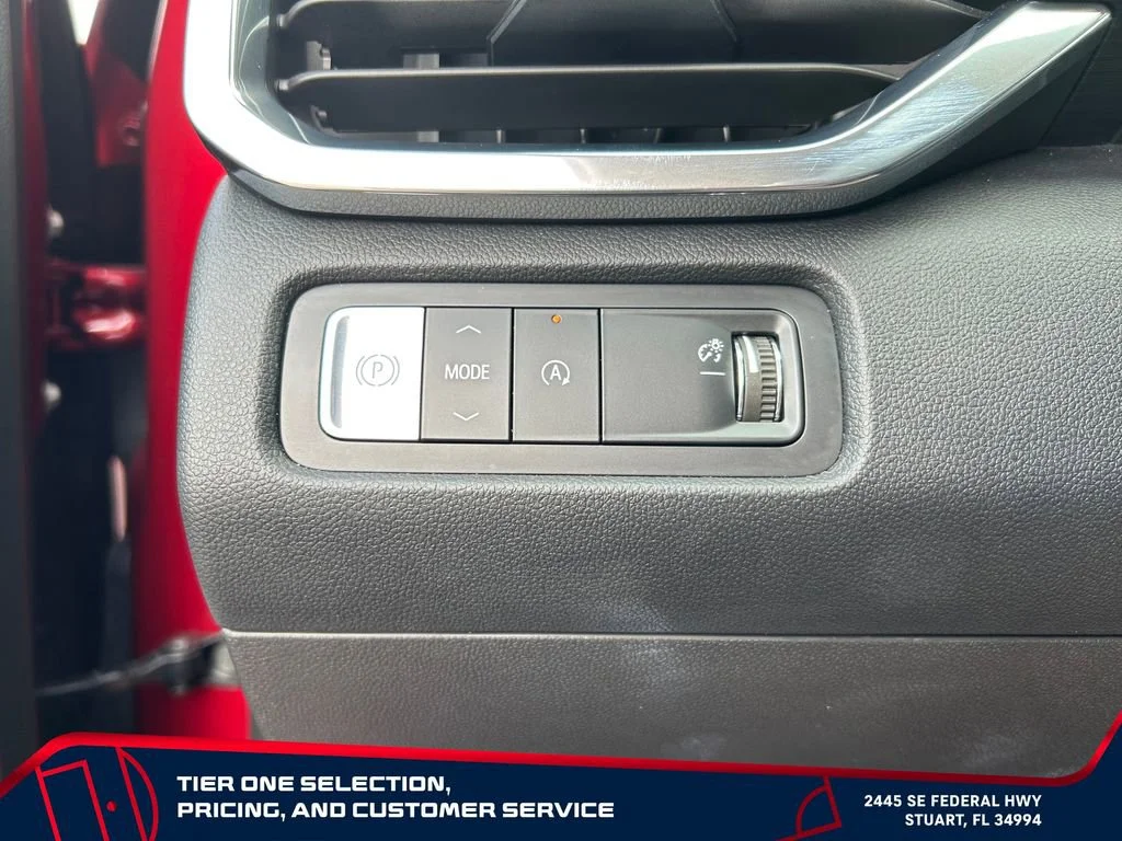Used 2026 Volcanic Red Tintcoat GMC Elevation image 17