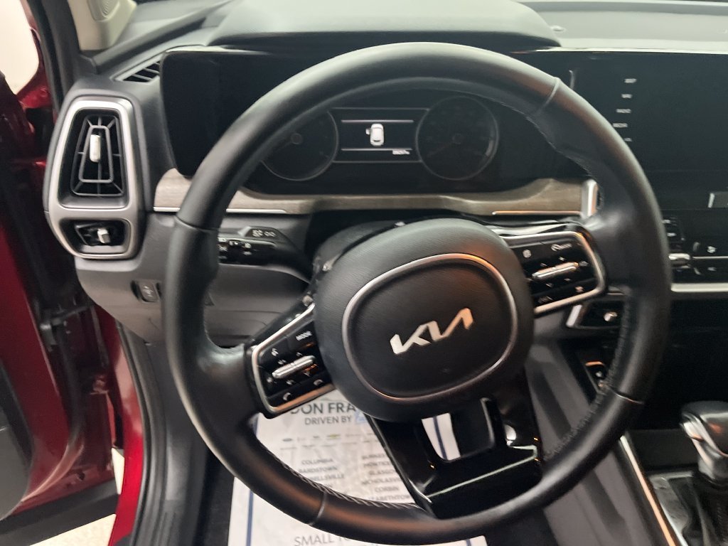 Used 2023 Red Kia EX image 16