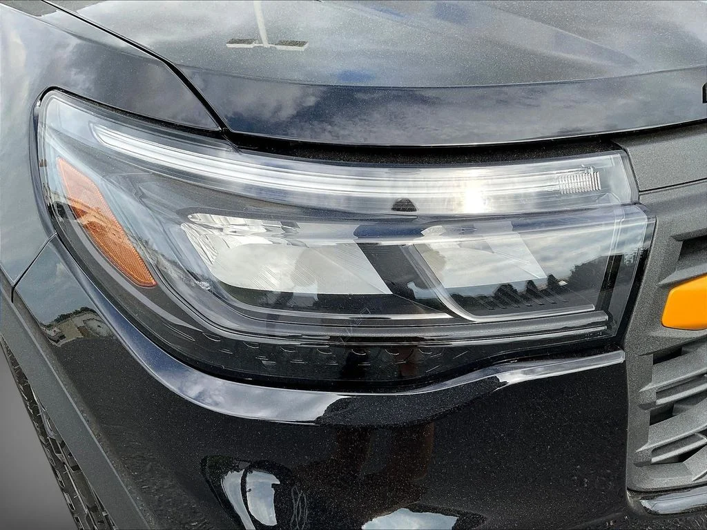 New 2026 Agate Black Metallic Ford Tremor® image 32
